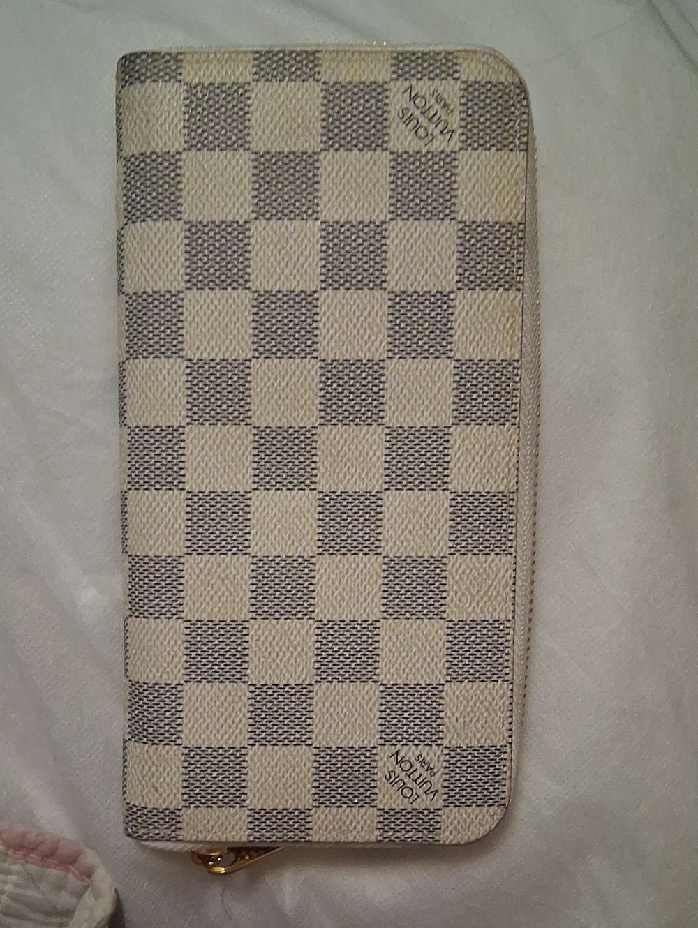 Louis Vuitton Zippy Wallet